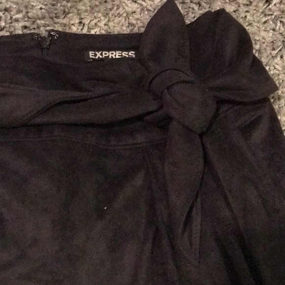 Express suede skirt - Picture 2 of 3